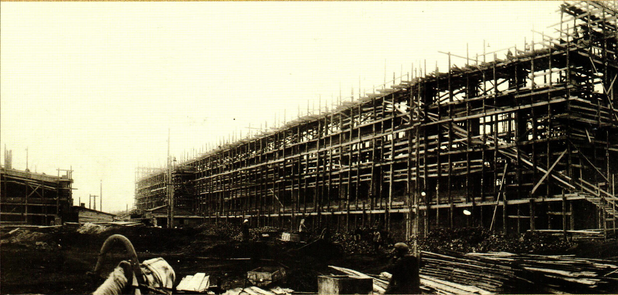 Строительные леса химических корпусов кемеровского АТЗ 1930-е годы